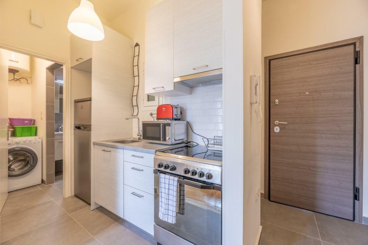 Top Sightseeing 3Rd Floor Studio On A Paved Road! Афины Экстерьер фото